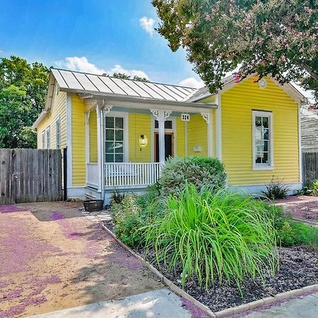 Downtown Historic 2Bdrm, Walk To Riverwalk, Alamo; Beautifully Renovated! San Antonio Kültér fotó
